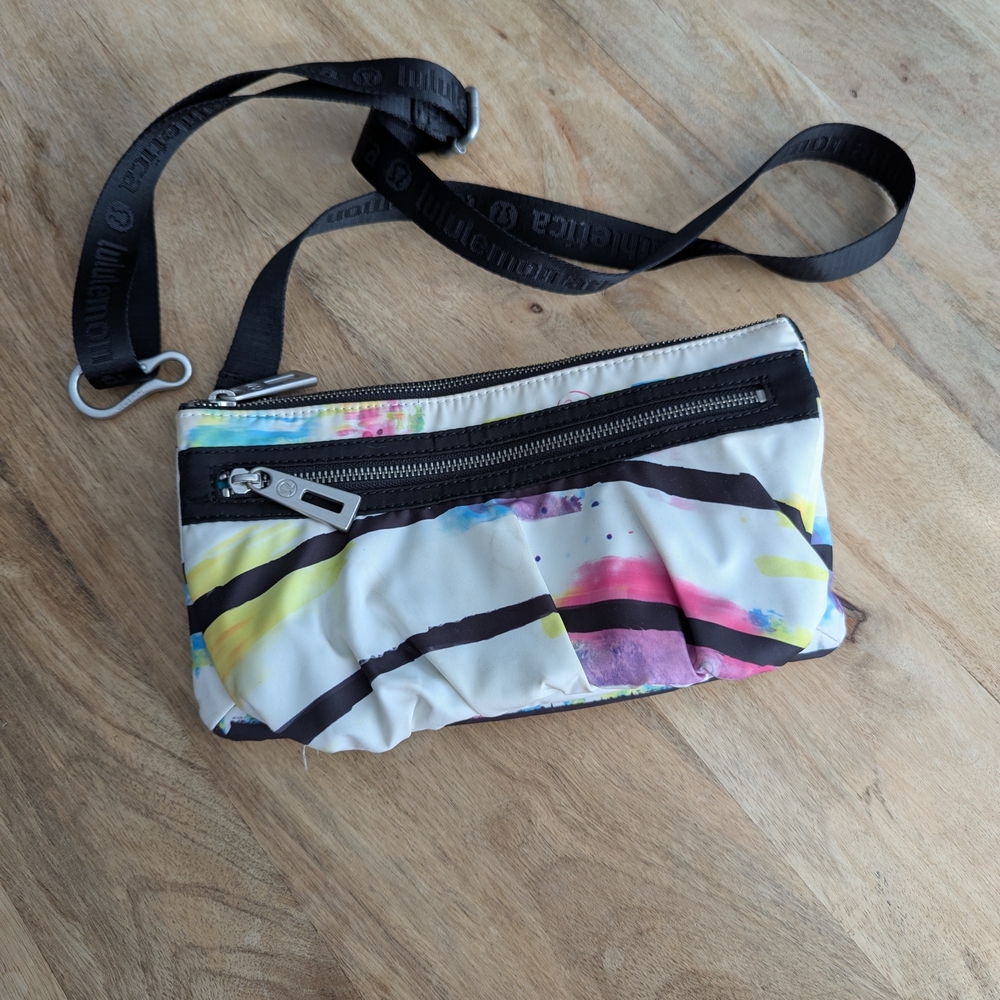 Lululemon Crossbody Bag with Black Strap